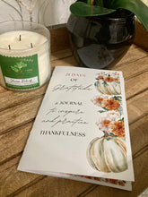 Cargar imagen en el visor de la galería, Diario devocional de 21 días de gratitud