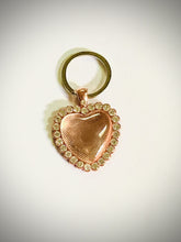 Cargar imagen en el visor de la galería, Kit de creación de collar de corazón de flores secas de bricolaje (no requiere resina)